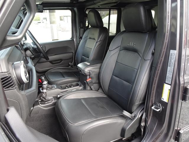 CHRYSLER JEEP JEEP WRANGLER UNLIMITED SAHARA