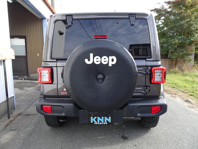 CHRYSLER JEEP JEEP WRANGLER UNLIMITED SAHARA