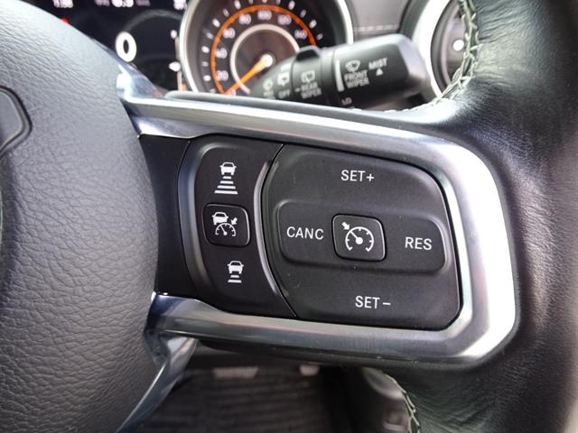 CHRYSLER JEEP JEEP WRANGLER UNLIMITED SAHARA