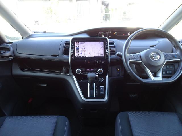 セレナ ハイウェイスター Vセレクション プロパイロット 純正9インチナビTV アラウンドビューモニター フリップダウンM 両側電動スライド デジタルミラー 禁煙車 ブルートゥース ビルトインETC ドラレコ 2024年製ヨコハマタイヤ(3枚目)