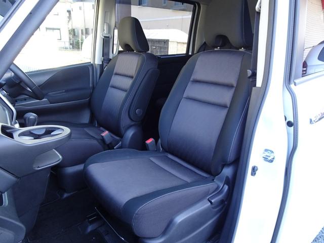 セレナ ハイウェイスター Vセレクション プロパイロット 純正9インチナビTV アラウンドビューモニター フリップダウンM 両側電動スライド デジタルミラー 禁煙車 ブルートゥース ビルトインETC ドラレコ 2024年製ヨコハマタイヤ(12枚目)