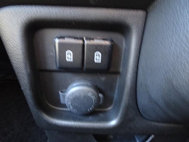 �y�F�؍H�ꊮ���z�������ꂽ�F�؍H��ŎԌ��A�_���A��ʐ��������{���A�T�|�[�g�̐����������萮���Ă���܂��B