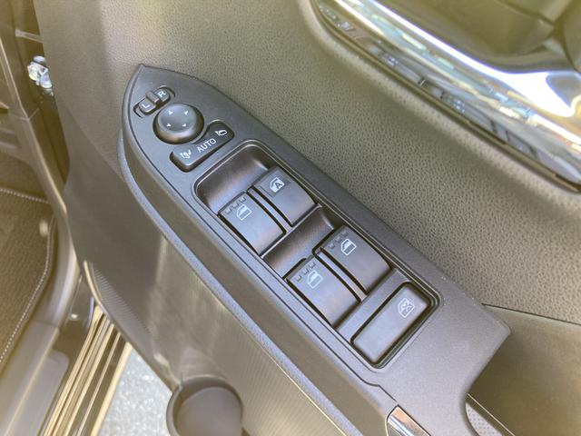 タント カスタムＸ　ナビ付　ナビ　１４インチアルミホイール　大型エアロバンパー　フルＬＥＤヘッドランプ　オート格納式カラードドアミラー　両側パワースライドドア　キーフリーシステム　プッシュボタンスタート（18枚目）