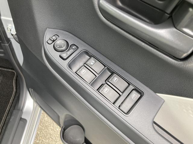 タント Ｌ　ナビ付　ナビ　１４インチフルホイールキャップ　フルＬＥＤヘッドランプ　マルチインフォメーションディスプレイ　スマートアシスト　ＵＶカットガラス（18枚目）