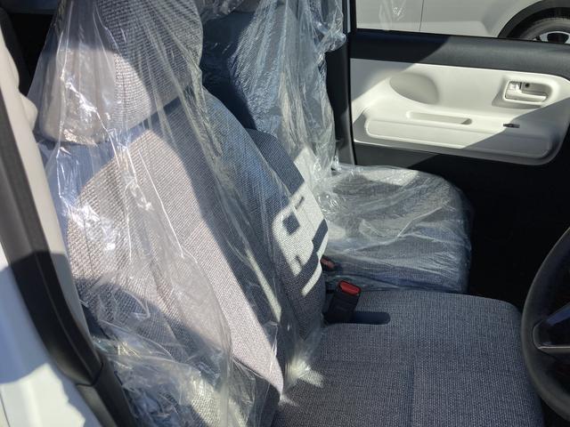 ムーヴキャンバス ストライプスＸ　ナビ付　ナビ付　１４インチフルホイールキャップ　キーフリーシステム　プッシュボタンスタート　ＵＶカットガラス　両側パワースライドドア　ハロゲンヘッドライト　ラゲージアンダーボックス（13枚目）