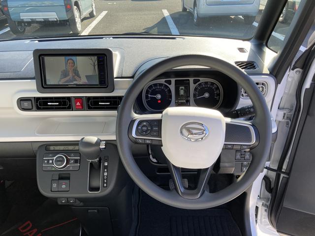 ムーヴキャンバス ストライプスＧ　ナビ付　ナビ　１４インチフルホイールキャップ　ＬＥＤヘッドランプ　ＬＥＤフォグランプ　ホっとカップホルダー　両側パワースライドドア　キーフリーシステム　プッシュボタンスタート　ＵＶカットガラス（16枚目）