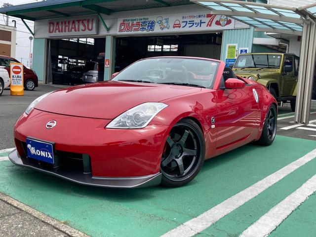 フェアレディＺ ロードスターバージョンＴ　禁煙車　オープンカー　ＨＩＤ　ＡＴ　キーレスエントリー　シートヒーター　アルミホイール　盗難防止システム　衝突安全ボディ　ＡＢＳ　Ｂｌｕｅｔｏｏｔｈ　エアコン　パワーステアリング　パワーウィンドウ（26枚目）