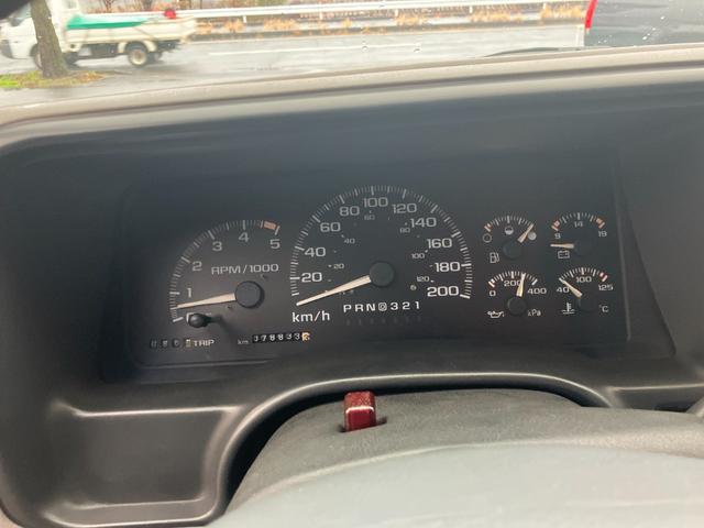シボレータホ 　新車並行車　左ハンドル　バックカメラ　外装オールペイント済み　内装仕上げ済み　天井レストア済　社外ナビ　バックカメラ　ＥＴＣ付　６人乗　３ドア（24枚目）