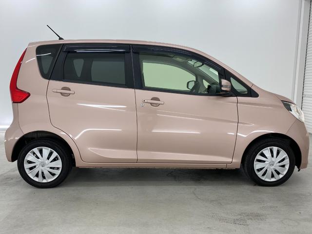 デイズ X 全周囲カメラ ナビ TV スマートキー アイドリングストップ 電動格納ミラー ベンチシート CVT 盗難防止システム ABS CD DVD再生 USB ミュージックプレイヤー接続可 Bluetooth(14枚目)