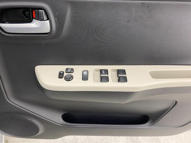 アルト X クリアランスソナー レーンアシスト 衝突被害軽減システム オートライト スマートキー アイドリングストップ 電動格納ミラー シートヒーター CVT 盗難防止システム ABS ESC CD(35枚目)