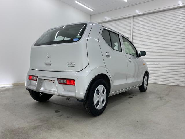 アルト Ｌ　クリアランスソナー　レーンアシスト　衝突被害軽減システム　キーレスエントリー　アイドリングストップ　シートヒーター　ＣＶＴ　盗難防止システム　ＡＢＳ　ＥＳＣ　ＣＤ　ミュージックプレイヤー接続可（16枚目）