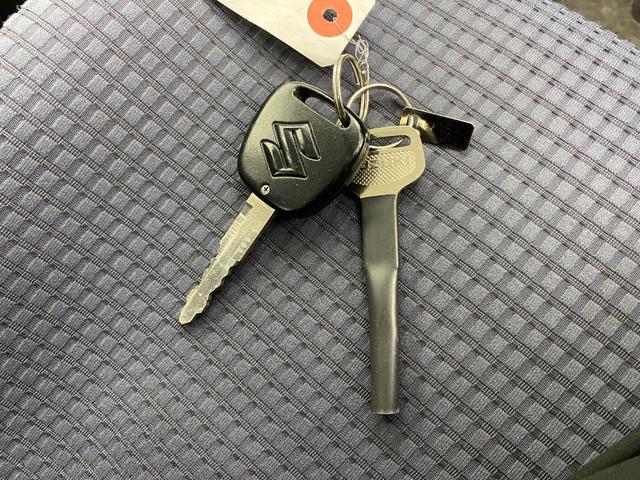 アルト Ｌ　クリアランスソナー　レーンアシスト　衝突被害軽減システム　キーレスエントリー　アイドリングストップ　シートヒーター　ＣＶＴ　盗難防止システム　ＡＢＳ　ＥＳＣ　ＣＤ　ミュージックプレイヤー接続可（50枚目）