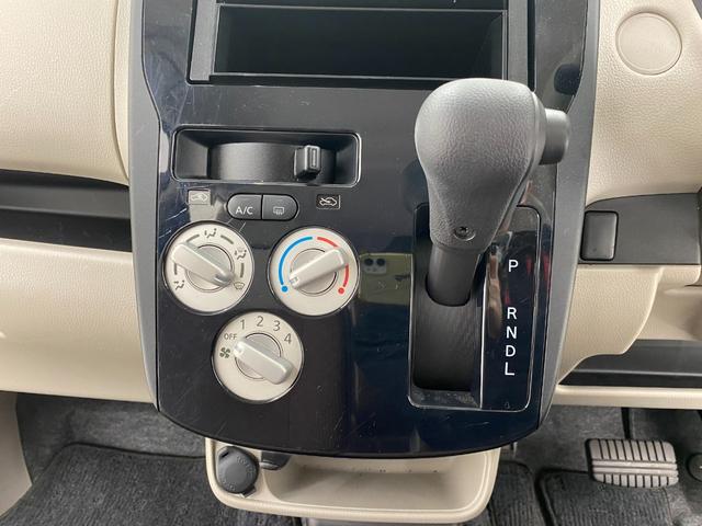 ｅＫワゴン Ｅ　キーレスエントリー　電動格納ミラー　シートヒーター　ベンチシート　ＣＶＴ　ＡＢＳ　ＣＤ　衝突安全ボディ　エアコン　パワーステアリング　パワーウィンドウ（8枚目）