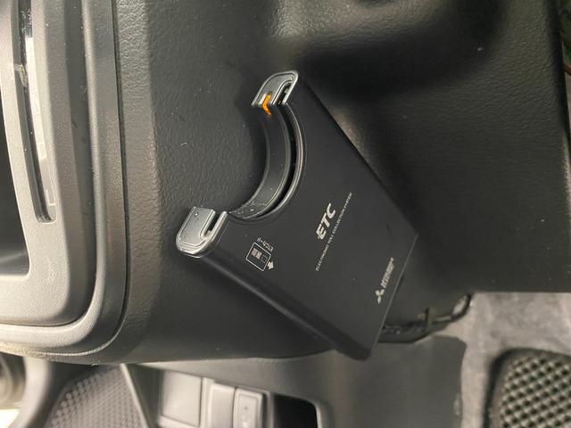 アルト Ｌ　ドライブレコーダー　ＥＴＣ　ナビ　キーレスエントリー　アイドリングストップ　シートヒーター　ＣＶＴ　盗難防止システム　ＡＢＳ　ＥＳＣ　ＣＤ　ミュージックプレイヤー接続可　衝突安全ボディ　エアコン（10枚目）