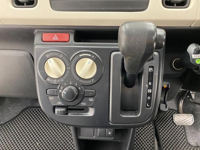 アルト Ｌ　ドライブレコーダー　ＥＴＣ　ナビ　キーレスエントリー　アイドリングストップ　シートヒーター　ＣＶＴ　盗難防止システム　ＡＢＳ　ＥＳＣ　ＣＤ　ミュージックプレイヤー接続可　衝突安全ボディ　エアコン（11枚目）