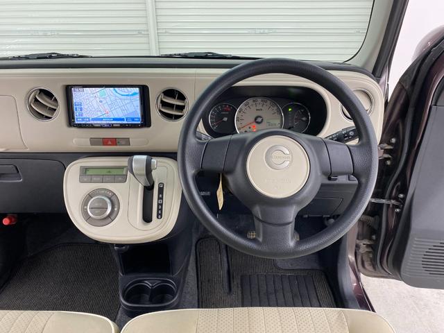 ミラココア ココアプラスＸ　ナビ　ＴＶ　スマートキー　アイドリングストップ　電動格納ミラー　ベンチシート　ＣＶＴ　盗難防止システム　ＡＢＳ　ＣＤ　ＤＶＤ再生　ＵＳＢ　ルーフレール　衝突安全ボディ　エアコン　パワーステアリング（4枚目）