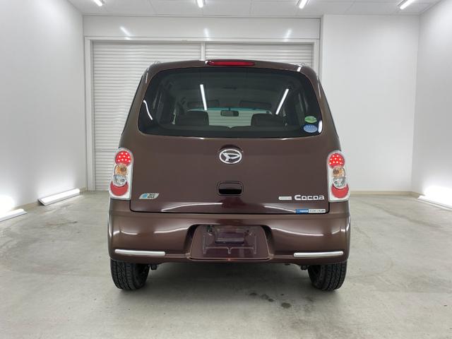 ミラココア ココアプラスＸ　ナビ　ＴＶ　スマートキー　アイドリングストップ　電動格納ミラー　ベンチシート　ＣＶＴ　盗難防止システム　ＡＢＳ　ＣＤ　ＤＶＤ再生　ＵＳＢ　ルーフレール　衝突安全ボディ　エアコン　パワーステアリング（18枚目）