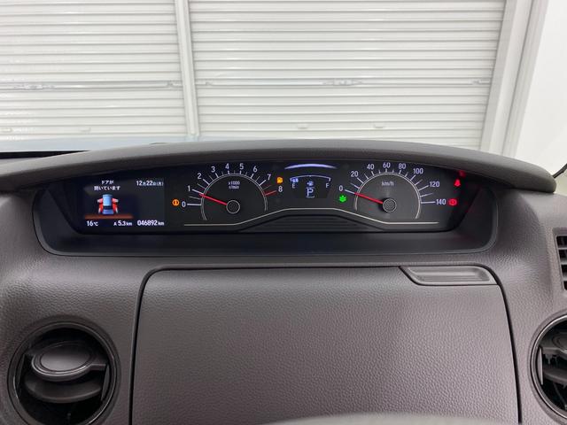 Ｎ－ＢＯＸ Ｇホンダセンシング　ＥＴＣ　バックカメラ　両側スライドドア　ナビ　ＴＶ　クリアランスソナー　オートクルーズコントロール　レーンアシスト　衝突被害軽減システム　ＬＥＤヘッドランプ　スマートキー　アイドリングストップ（49枚目）