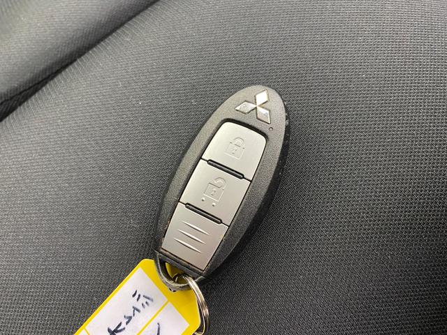 eKクロス G バックカメラ ナビ TV クリアランスソナー 衝突被害軽減システム LEDヘッドランプ スマートキー アイドリングストップ 電動格納ミラー シートヒーター ベンチシート CVT 盗難防止システム(14枚目)