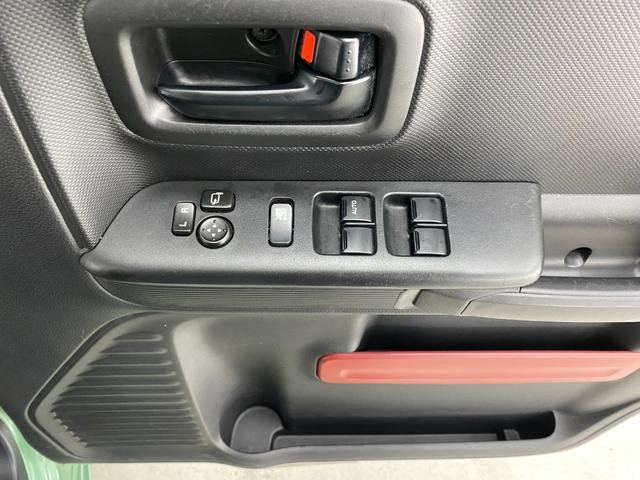 スペーシア ハイブリッドＧ　ドライブレコーダー　ＥＴＣ　全周囲カメラ　両側スライドドア　ナビ　ＴＶ　クリアランスソナー　レーンアシスト　衝突被害軽減システム　スマートキー　アイドリングストップ　電動格納ミラー　ベンチシート（11枚目）