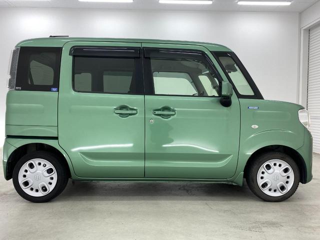 スペーシア ハイブリッドＧ　ドライブレコーダー　ＥＴＣ　全周囲カメラ　両側スライドドア　ナビ　ＴＶ　クリアランスソナー　レーンアシスト　衝突被害軽減システム　スマートキー　アイドリングストップ　電動格納ミラー　ベンチシート（17枚目）