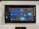 Ｇ　ＥＴＣ　ナビ　ＴＶ　衝突被害軽減システム　スマートキー　アイドリングストップ　電動格納ミラー　シートヒーター　ベンチシート　ＣＶＴ　盗難防止システム　ＡＢＳ　ＥＳＣ　ＣＤ　ＤＶＤ再生　ＵＳＢ（9枚目）