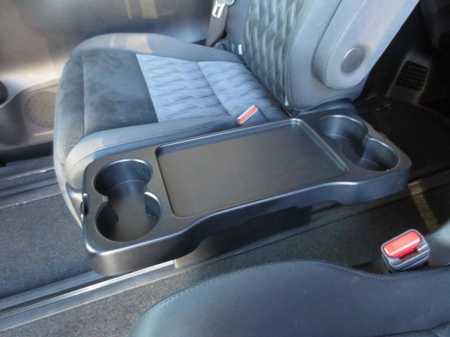 ヴェルファイア ２．５Ｚ　ＴＳＳ　衝突被害軽減Ｂ　ＡＣＣ　ＢＳＭ　７人乗　デジタルインナーミラー　純正１０インチナビ／フルセグ／ＣＤ／ＤＶＤ／ＢＴ　雨滴除去機能付Ｂカメラ　純正後席用１２．１インチモニター　ＥＴＣ　両側パワスラ（52枚目）