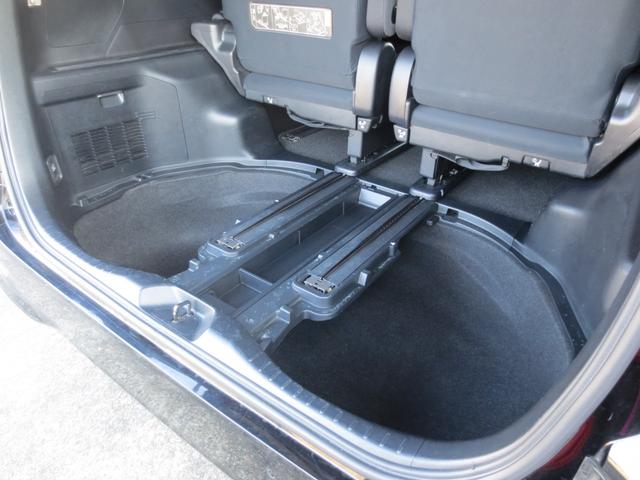 ヴェルファイア ２．５Ｚ　ＴＳＳ　衝突被害軽減Ｂ　ＡＣＣ　ＢＳＭ　７人乗　デジタルインナーミラー　純正１０インチナビ／フルセグ／ＣＤ／ＤＶＤ／ＢＴ　雨滴除去機能付Ｂカメラ　純正後席用１２．１インチモニター　ＥＴＣ　両側パワスラ（67枚目）