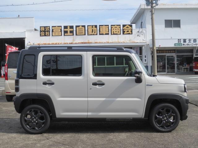 ハスラー タフワイルドターボ　届出済未使用車　スズキセーフティサポート・ＡＣＣ・衝突被害軽減Ｂ／前後誤発進抑制　全方位モニタ付９インチナビ・フルセグ／ＤＶＤ／ＣＤ／スマホ連携／ＢＴ　ＬＥＤヘッド＆フォグ／ルーフレール　１５ＡＷ（4枚目）
