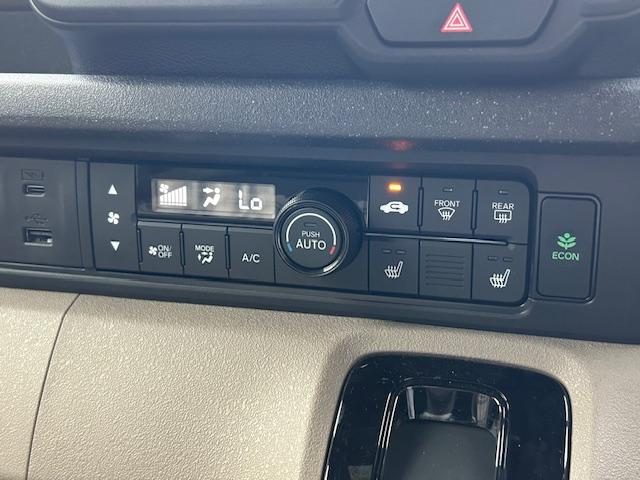 Ｎ－ＢＯＸジョイ ベースグレード　元試乗車ナビＢカメラ両側電動スライドドアフルセグＢｌｕｅｔｏｏｔｈ接続ＵＳＢ接続電子パーキングオートブレーキホールドＬＥＤヘッドライト２列目シートバックルテーブル追突軽減ブレーキスマートキー禁煙車（6枚目）
