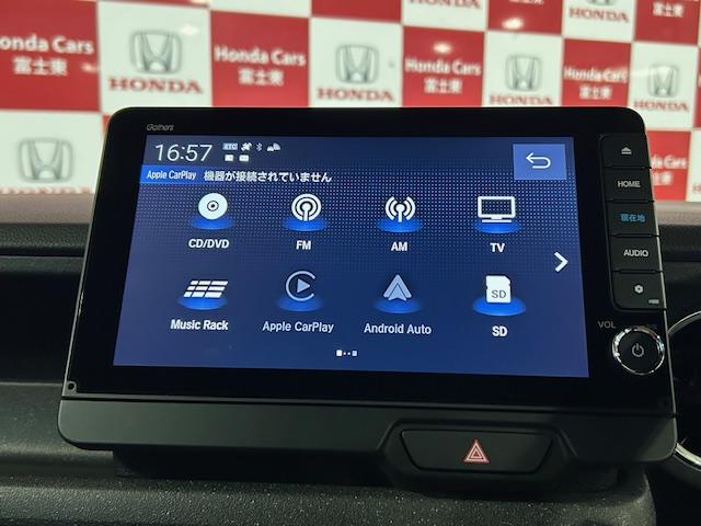 Ｎ－ＢＯＸカスタム ターボ　元レンタカーナビ全周囲ナビＥＴＣフルセグＤＶＤ再生Ｂｌｕｅｔｏｏｔｈ接続ＵＳＢ接続ＬＥＤヘッドライト追突軽減ブレーキ電子パーキングオートブレーキホールドスマートキー２個サイドカーテンエアバッグ禁煙車（4枚目）