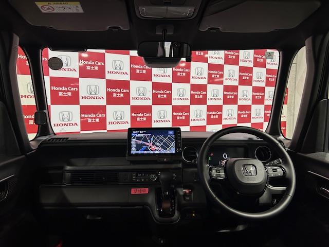 Ｎ－ＢＯＸカスタム ターボ　元レンタカーナビ全周囲ナビＥＴＣフルセグＤＶＤ再生Ｂｌｕｅｔｏｏｔｈ接続ＵＳＢ接続ＬＥＤヘッドライト追突軽減ブレーキ電子パーキングオートブレーキホールドスマートキー２個サイドカーテンエアバッグ禁煙車（11枚目）