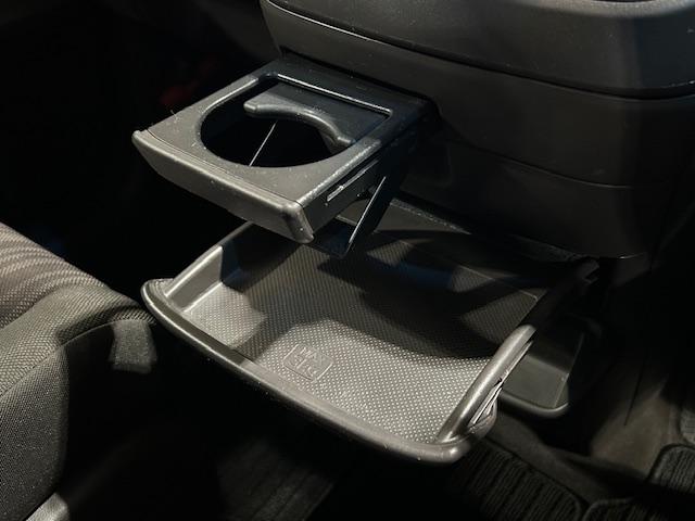 フリード Ｇ・ホンダセンシング　ナビＢカメラＥＴＣフルセグＤＶＤ再生Ｂｌｕｅｔｏｏｔｈ接続追突軽減ブレーキアダクティブクルーズコントロールＬＥＤヘッドライトスマートキー２個両側電動スライドドアワンオーナー禁煙車（15枚目）