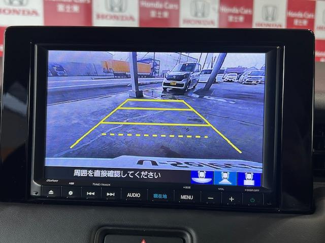 ヴェゼル ｅ：ＨＥＶＸ　ナビＢカメラＥＴＣフルセグ前後ドラレコＤＶＤ再生Ｂｌｕｅｔｏｏｔｈ接続ＵＳＢ接続ＬＥＤヘッドライト追突軽減ブレーキアダクティブクルーズコントロール電子パーキングオートブレーキホールド禁煙車ワンオーナー（3枚目）