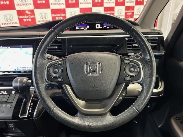 ステップワゴンスパーダ スパーダ・クールスピリットホンダセンシング ナビBカメラETCフルセグDVD再生Bluetooth接続USB接続追突軽減ブレーキアダクティブクルーズコントロールLEDヘッドライトフォグランプスマートキー2個本革巻ステアリングホイ―ル禁煙車(15枚目)