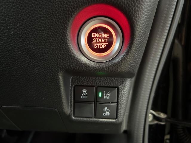 N-BOXカスタム G・Lターボホンダセンシング ナビBカメラETCシートヒーター追突軽減ブレーキアダクティブクルーズコントロールLEDヘッドライトフォグランプフルセグDVD再生Bluetooth接続USB接続両側電動スライドドアワンオーナー禁煙車(12枚目)