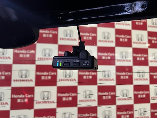 N-BOXカスタム G・Lターボホンダセンシング ナビBカメラETCシートヒーター追突軽減ブレーキアダクティブクルーズコントロールLEDヘッドライトフォグランプフルセグDVD再生Bluetooth接続USB接続両側電動スライドドアワンオーナー禁煙車(22枚目)