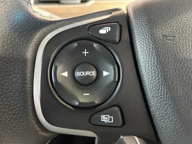 フリードハイブリッド ハイブリッド・クロスターホンダセンシング ナビBカメラETCシートヒーター前後ドライブレコーダーフルセグDVD再生Bluetooth接続USB接続ルーフレールLEDヘッドライトフォグランプ追突軽減ブレーキスマートキー2個両側電動スライド禁煙車(19枚目)