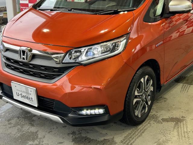 フリードハイブリッド ハイブリッド・クロスターホンダセンシング ナビBカメラETCシートヒーター前後ドライブレコーダーフルセグDVD再生Bluetooth接続USB接続ルーフレールLEDヘッドライトフォグランプ追突軽減ブレーキスマートキー2個両側電動スライド禁煙車(35枚目)