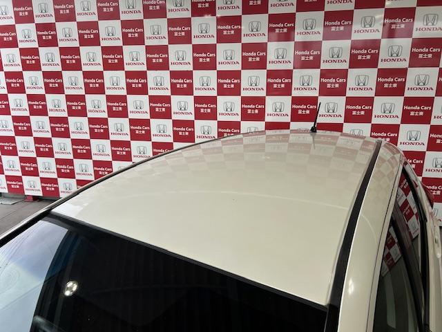 フィット 13G・Fパッケージ ナビワンセグCDDVD再生スマートキープッシュエンジンスタートアイドリングストップ禁煙車2025年10月17日走行距離56764キロ時鑑定済修復歴無(20枚目)