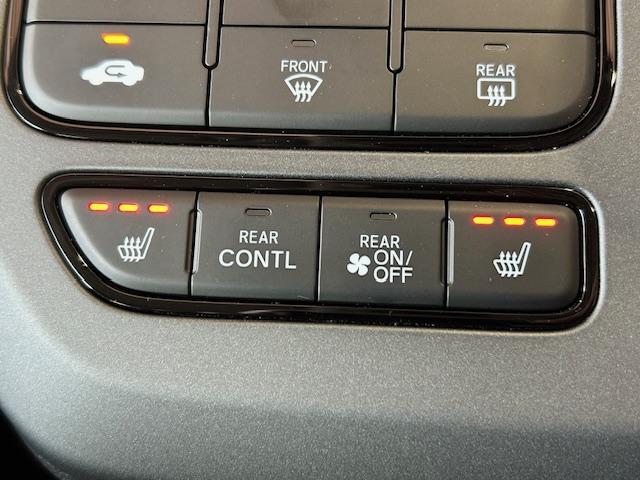 フリード e:HEVエアーEX 元試乗車ナビBカメラフルセグBluetooth接続USB接続両側電動スライドドア電子パーキングオートブレーキホールドLEDヘッドライトサイドカーテンエアバッグブラインドスポットインフォメーション禁煙車(7枚目)