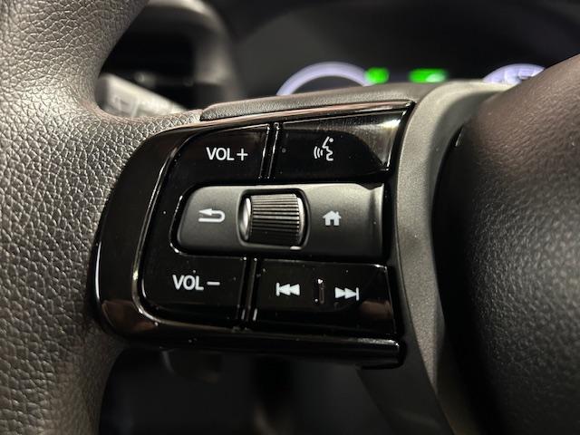 ヴェゼル e:HEVX 元試乗車ホンダコネクトナビBカメラETCフルセグBluetooth接続USB接続追突軽減ブレーキアダクティブクルーズコントロール電子パーキングオートブレーキホールドLEDヘッドライトスマートキー禁煙車(12枚目)