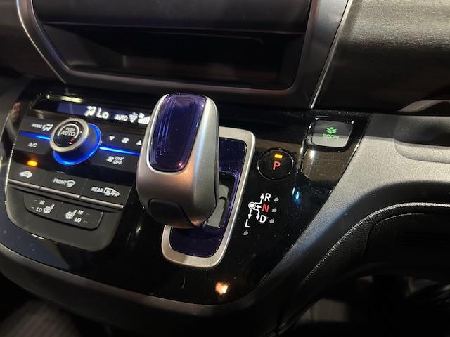 フリードハイブリッド ハイブリッド・EX ナビBカメラETCフルセグDVD再生Bluetooth接続CD録音LEDヘッドライト両側電動スライドドア純正アルミホイール追突軽減ブレーキアダクティブクルーズコントロールスマートキーワンオーナー禁煙車(11枚目)