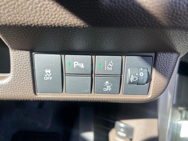 Ｎ－ＷＧＮ Ｌ　当社元レンタカーナビＢカメラＥＴＣフルセグＢｌｕｅｔｏｏｔｈ接続ＵＳＢ接続追突軽減ブレーキ電子パーキングオートブレーキホールドサイドカーテンエアバッグスマートキー２個シートヒーターオートライト禁煙車（12枚目）