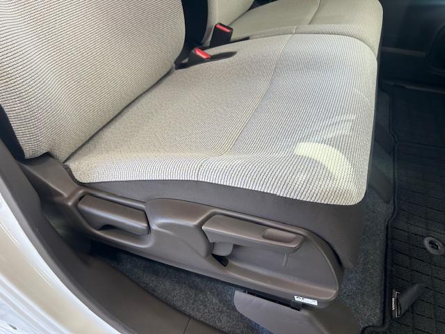 Ｎ－ＷＧＮ Ｌ　当社元レンタカーナビＢカメラＥＴＣフルセグＢｌｕｅｔｏｏｔｈ接続ＵＳＢ接続追突軽減ブレーキ電子パーキングオートブレーキホールドサイドカーテンエアバッグスマートキー２個シートヒーターオートライト禁煙車（27枚目）