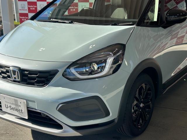 フィット ｅ：ＨＥＶクロスター　元試乗車ナビＢカメラＥＴＣフルセグＢｌｕｅｔｏｏｔｈ接続ＵＳＢ接続追突軽減ブレーキアダクティブクルーズコントロールルーフレール電子パーキングオートブレーキホールドスマートキー２個サイドエアバッグ禁煙車（28枚目）