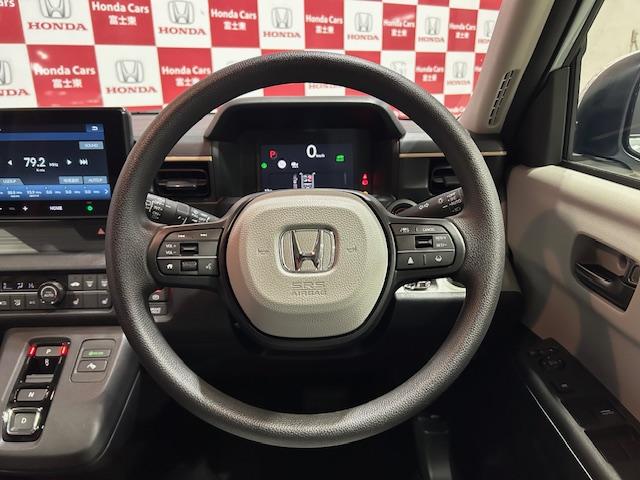 Ｎ－ＯＮＥ ｅ： ｅ：Ｇ　元試乗車急速充電ポートディスプレイオーディオバックカメラ追突軽減ブレーキサイドカーテンエアバッグ電子パーキング運転席助手席シートヒーターＬＥＤヘッドライトスマートキー２個パーキングセンサー禁煙車（12枚目）