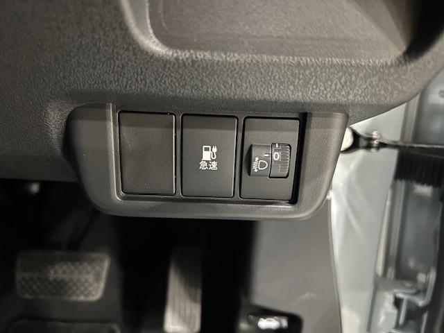 Ｎ－ＯＮＥ ｅ： ｅ：Ｇ　元試乗車急速充電ポートディスプレイオーディオバックカメラ追突軽減ブレーキサイドカーテンエアバッグ電子パーキング運転席助手席シートヒーターＬＥＤヘッドライトスマートキー２個パーキングセンサー禁煙車（17枚目）