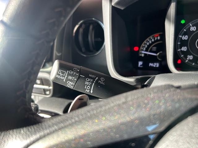 Ｎ－ＷＧＮカスタム Ｌ・ターボ　ナビＢカメラＥＴＣフルセグＤＶＤ再生Ｂｌｕｅｔｏｏｔｈ接続追突軽減ブレーキ電子パーキングオートブレーキホールドＬＥＤヘッドライトスマートキー２個サイドカーテンエアバッグパドルシフトワンオーナー　ＡＡＣ（19枚目）