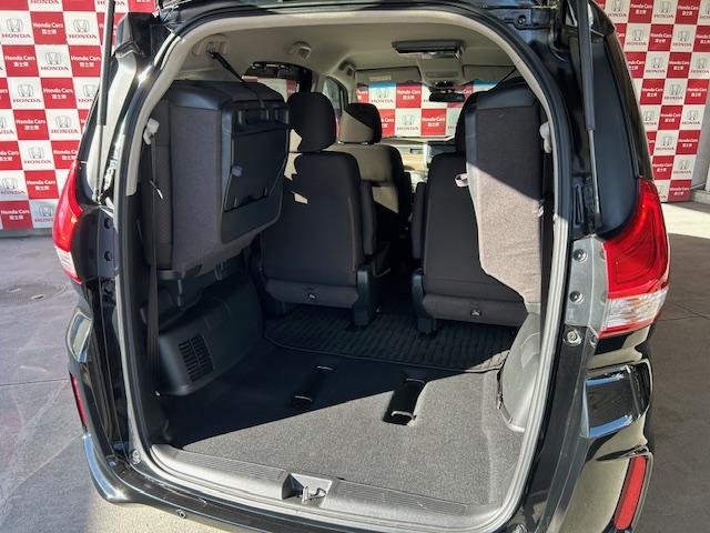 フリード Ｇ・ホンダセンシング　ナビＢカメラＥＴＣフルセグＢｌｕｅｔｏｏｔｈ接続追突軽減ブレーキアダクティブクルーズコントロール両側電動スライドドアスマートキーステアリングリモコン３列シートウォークスルーワンオーナー禁煙車　Ｆセグ（20枚目）